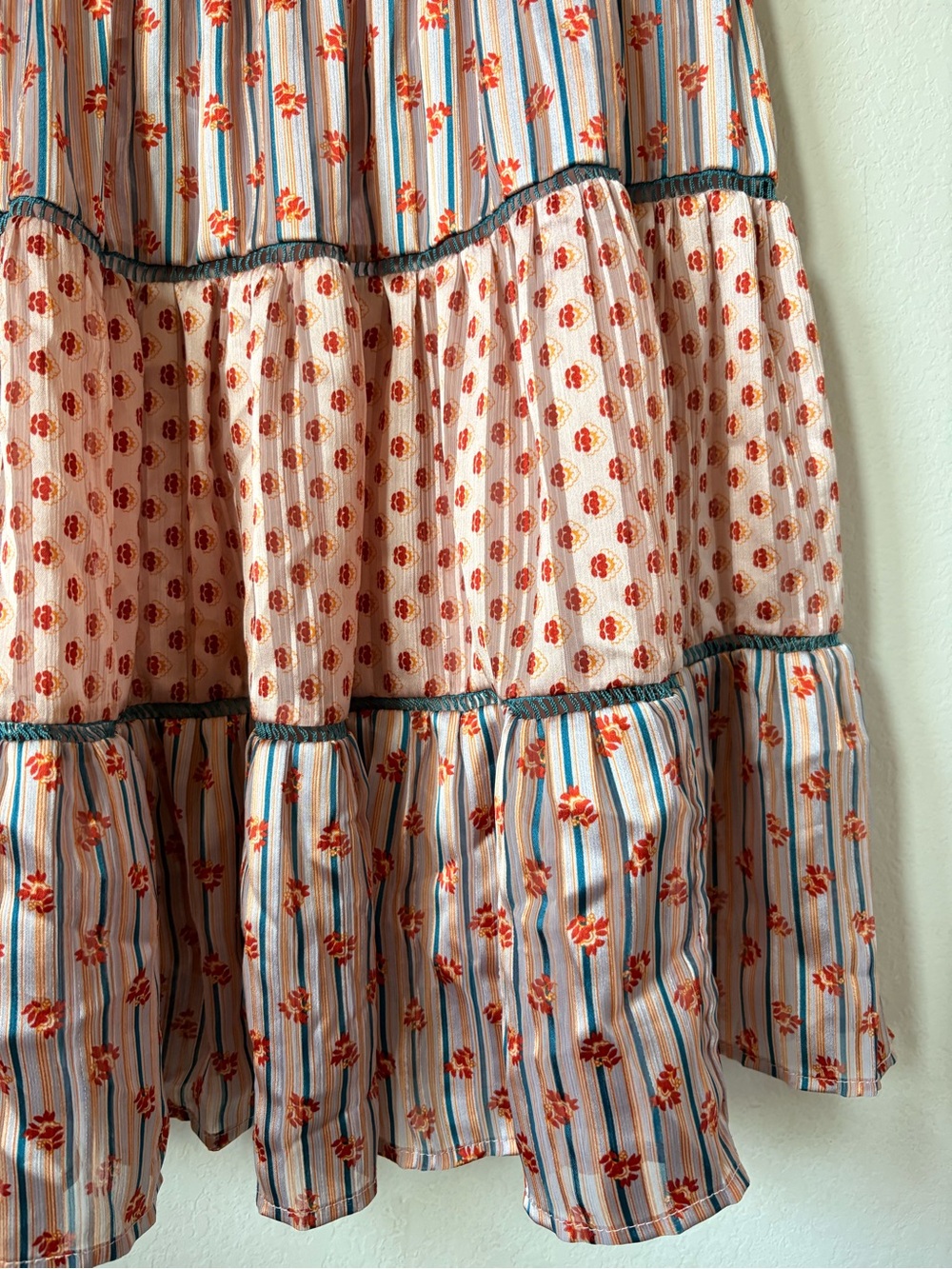 Urban Outfitters Flowy Satin Dress size M - Picture 3 of 8